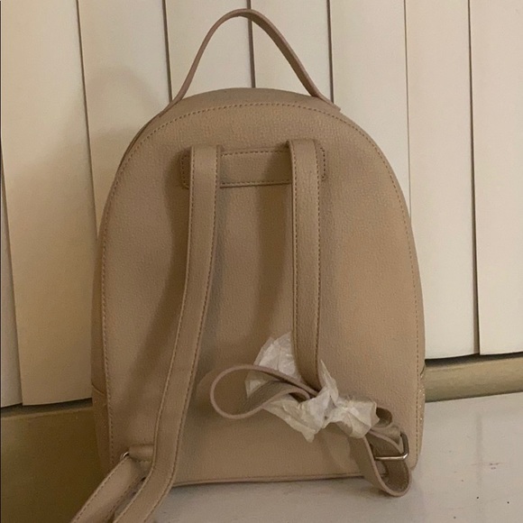 Backpack - Picture 2 of 3